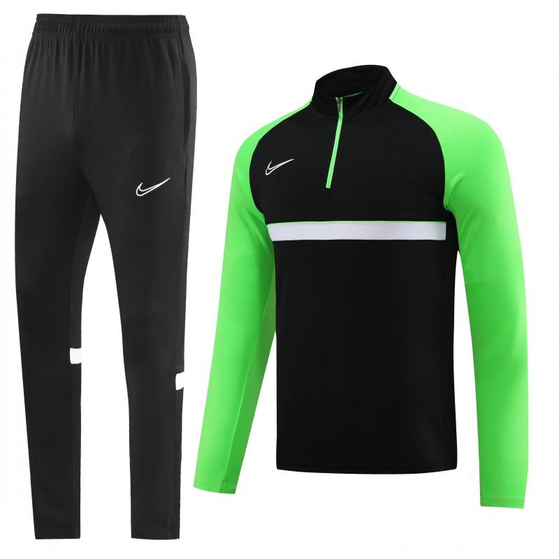 2023 NIKE Black Green Half Zipper Jacket +Pants